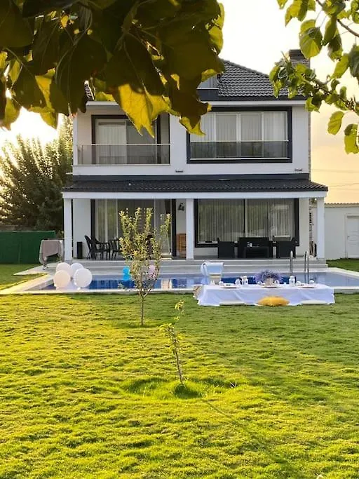 Villa Ece Kemalpasa  0*, Kemalpasa (Izmir)